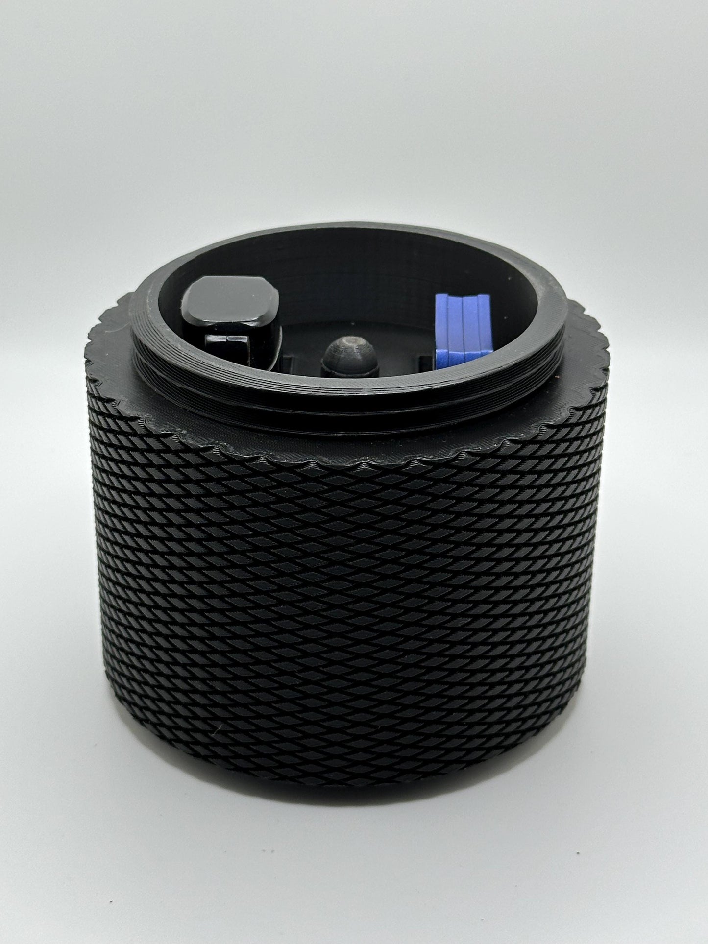 The Gentleman’s Cache – 3D-Printed Premium Cigar Accessory Holder